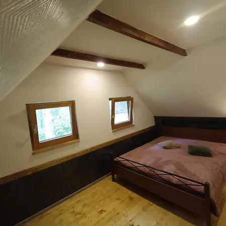 Surf In Melnrage Apartment *